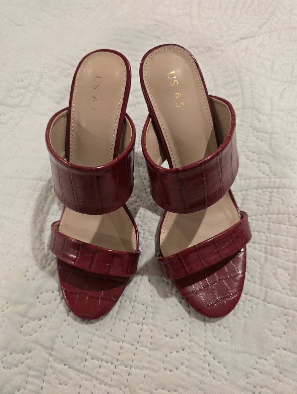 Red Croc Stiletto Mules 6.5 — Worn Once